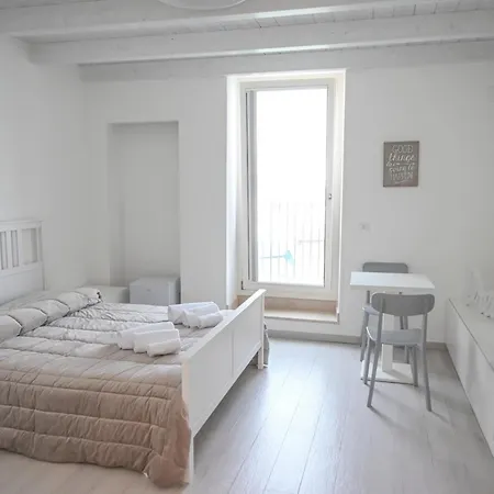 Oda ve Kahvaltı Il Di Alice 4*