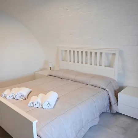 Il Di Alice Monopoli